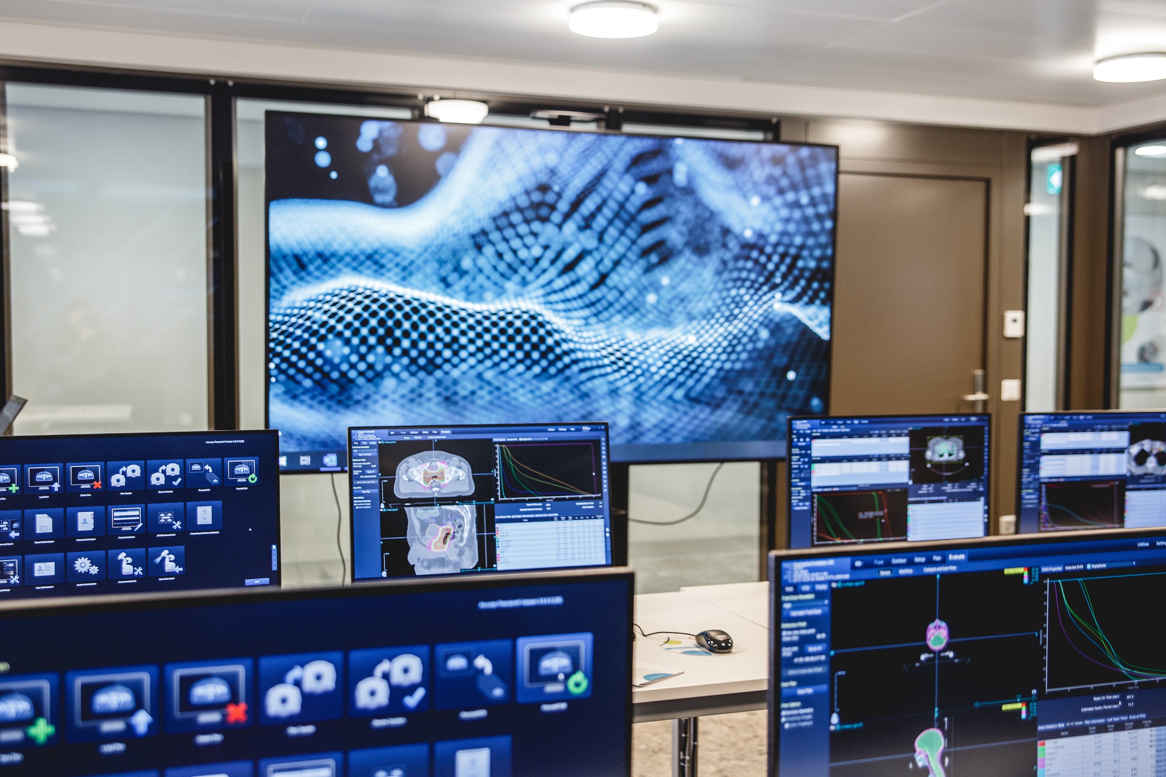Accuray Opens Innovation Hub, Initiates CyberKnife S7 Training