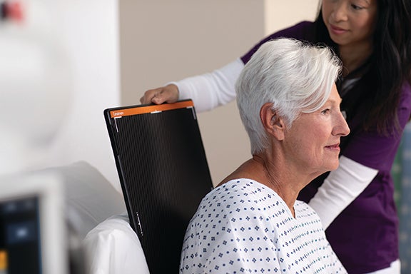 Carestream Launches Its First Glass-Free, Cesium Medical Detector