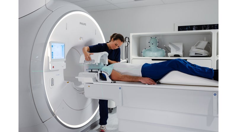 Philips Highlights New Coil for MR-Based Head and Neck Cancer Treatment Planning