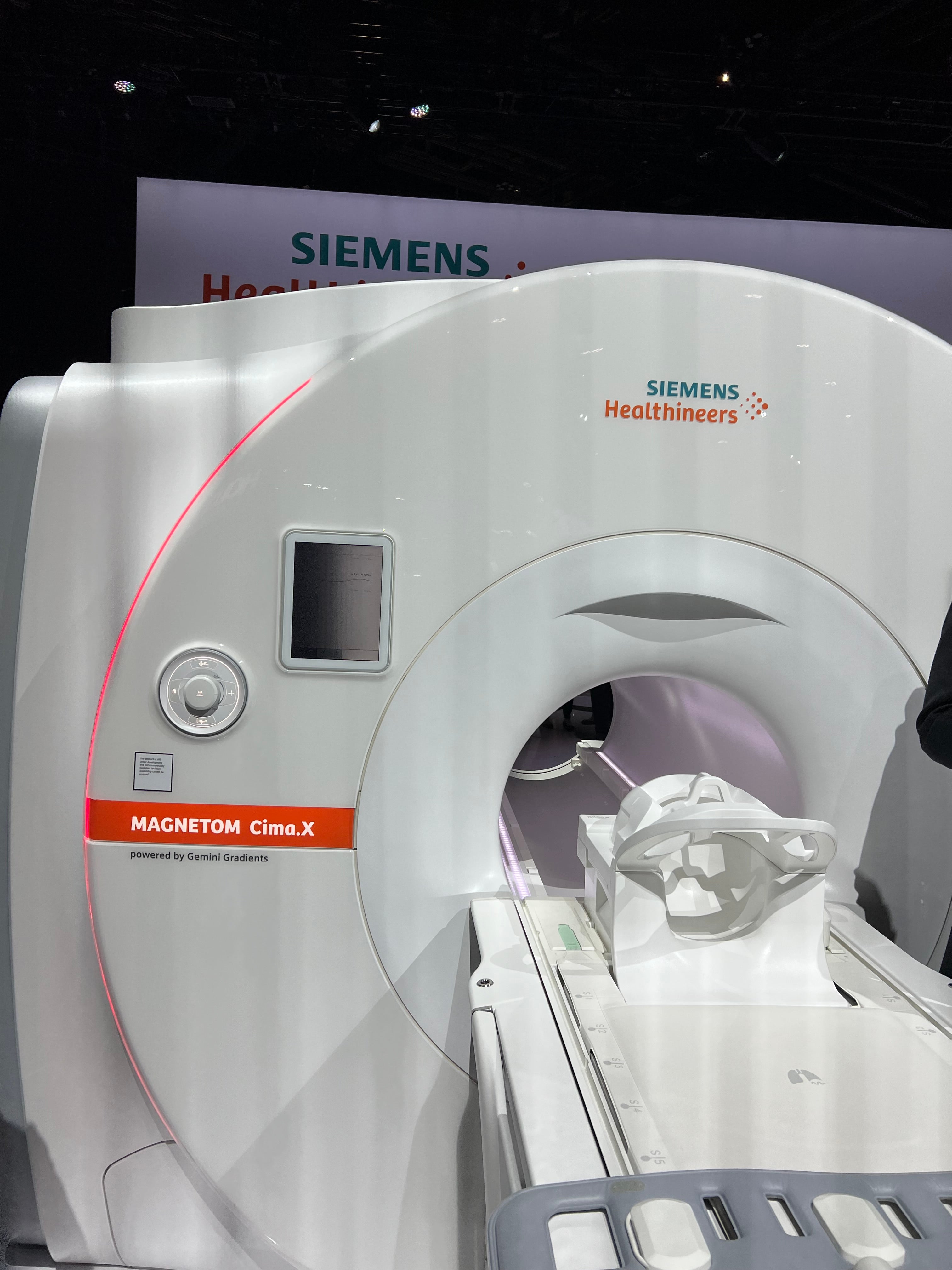 Siemens Introduces New Systems that Push the Boundaries of MR