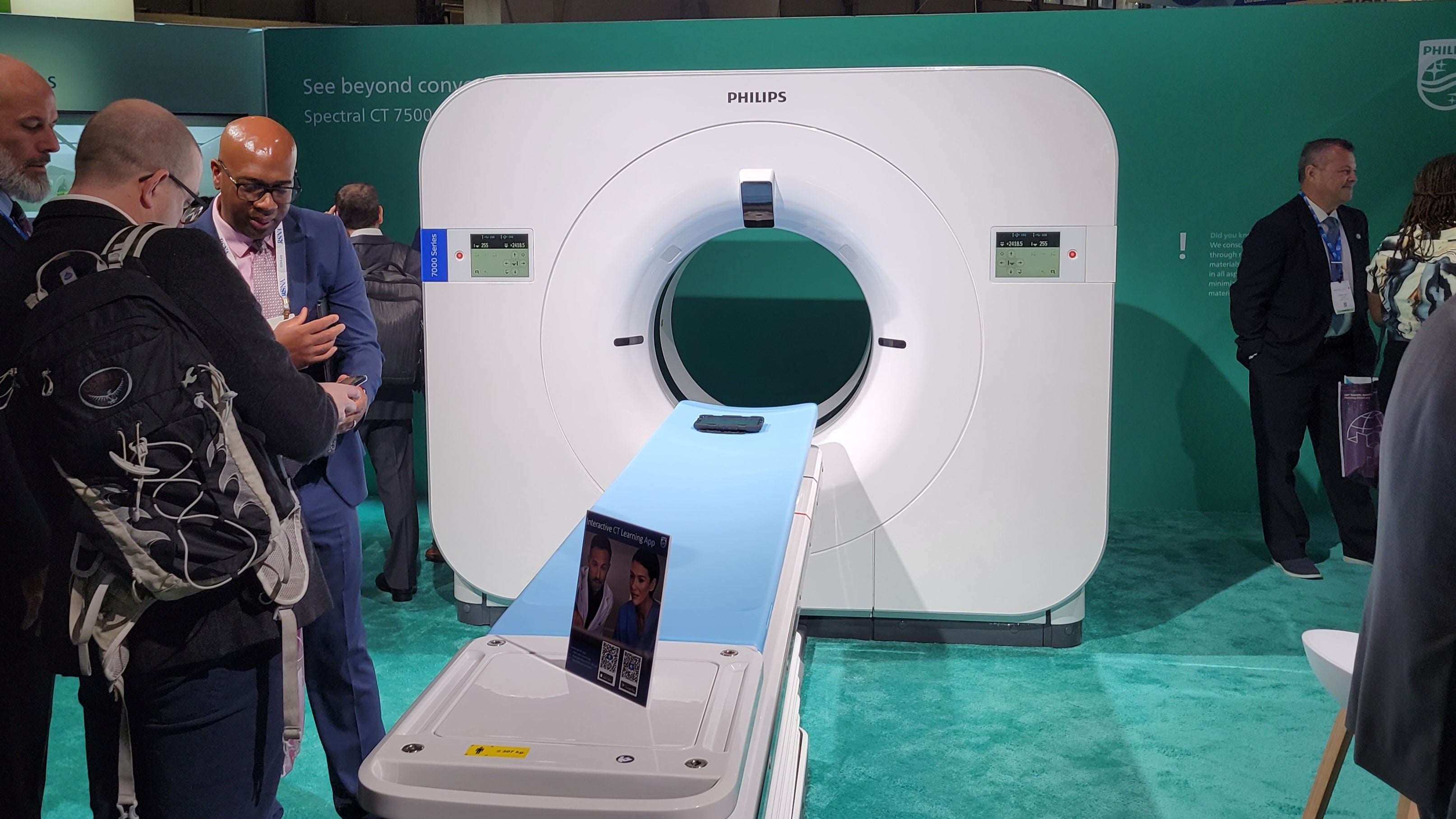 Philips Highlights Solutions for Managing Radiology Workflow at RSNA 2022